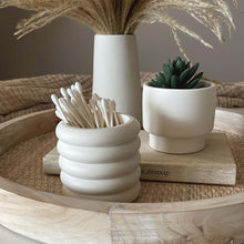 Load image into Gallery viewer, Candle - Jesmonite Jar White with Wood Wick - Asymmetrical - Honey Fig &amp; Ginger Scent
