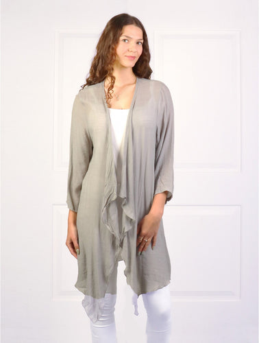 This long sleeve maxi cardigan is specially designed with a feather-like weight and breathable material that makes it perfect for the spring and summer. The long sleeves and length makes it a great way to protect yourself from the harsh sun, and the open front allows you to layer-up and make an outfit with depth.