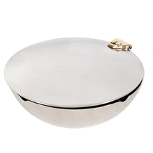 Load image into Gallery viewer, This classy and stylish ashtray is the perfect accompaniment to any cigar box.    Size:  4&quot; D x 1.75&quot;H  Material: Nickel.  With lid.
