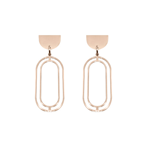 The Olivia Goddess Earrings in rose gold derives it's roots from royalty. These elegant drop earring demand attention when being worn; be sure this will impress those around you!  Exclusively from Kinsley Armelle.  Details:  18K Rose Gold Ion Plated Stainless Steel 2 Inches Length x 0.75 Inches Width