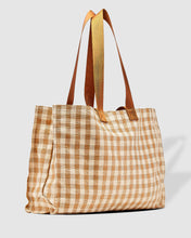 Load image into Gallery viewer, The Simpson Beach Bag is a summer essential for daytime trips or holiday adventures. Finished with a stylish coated jute exterior. This summer beach tote is a must have to venture off to the cottage, boat cruise, picnic or weekend getaway in style this summer! Features: 1 Zip Hanging Wallet Pocket Internal Lining: Coated Jute Strap: Short Strap Height 16cm Strap: Long Strap Height 31cm Material: Coated Jute Hardware: Gunmetal Dimensions: W51 x H33 x D15 cm
